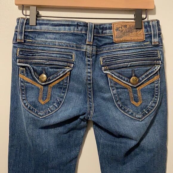 Vigoss Studio Medium Wash’ The Seattle’ Skinny Distressed Jeans Size 3/4 - Picture 4 of 16